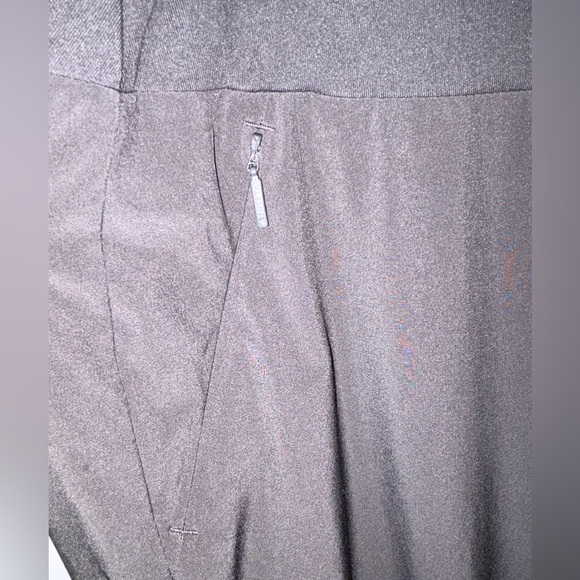 Athleta Soho Joggers size 10P - Picture 3 of 8